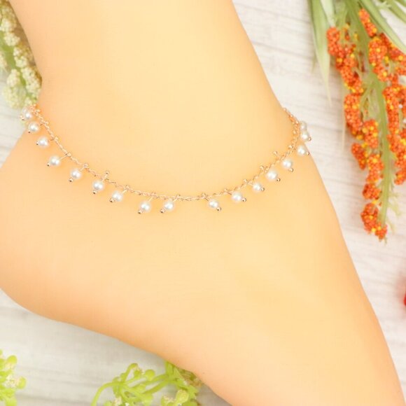 "Handmade Anklet – Elegant & Delicate Jewelry for Women | UNVRC1721 - Picture 5 of 10